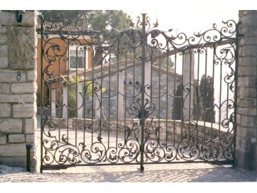 ВОРОТА ПРОЗРАЧНЫЕ КОВАНЫЕ ВКВ-24